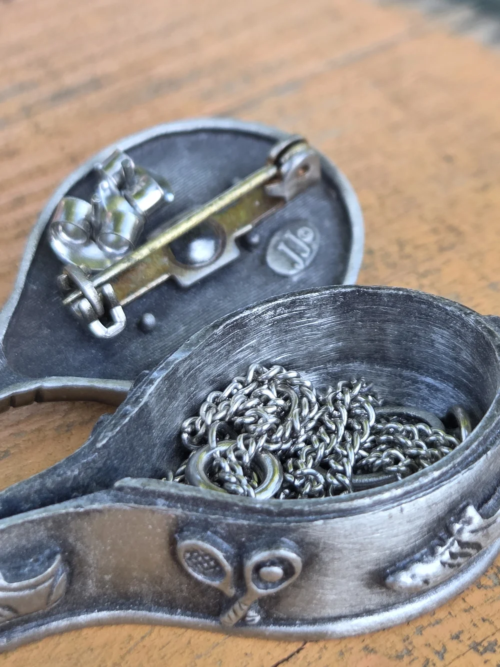 Silver-Tone Tennis Racket Necklace Pendant - Vintage Inspired
